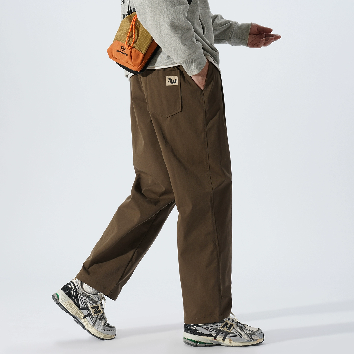 直筒裤子男款秋冬季新款休闲运动长裤工装咖啡色阔腿加绒加厚大码